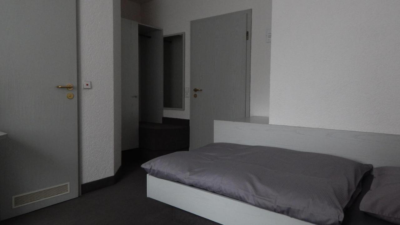 Hotel Carle Deizisau Екстер'єр фото